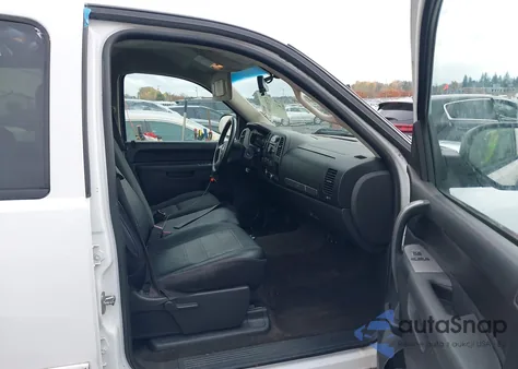 2011 Chevrolet Silverado 1500 Lt z USA, uszkodzony, nr VIN 3GCPKSEA1BG401836